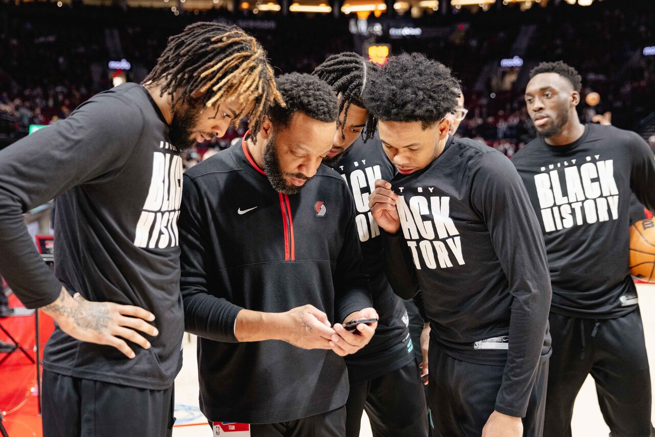 PHOTOS » Trail Blazers vs Warriors on February 8, 2023 | Portland Trail