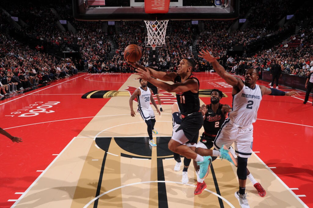 PHOTOS » Trail Blazers vs. Grizzlies on November 3 Photo Gallery