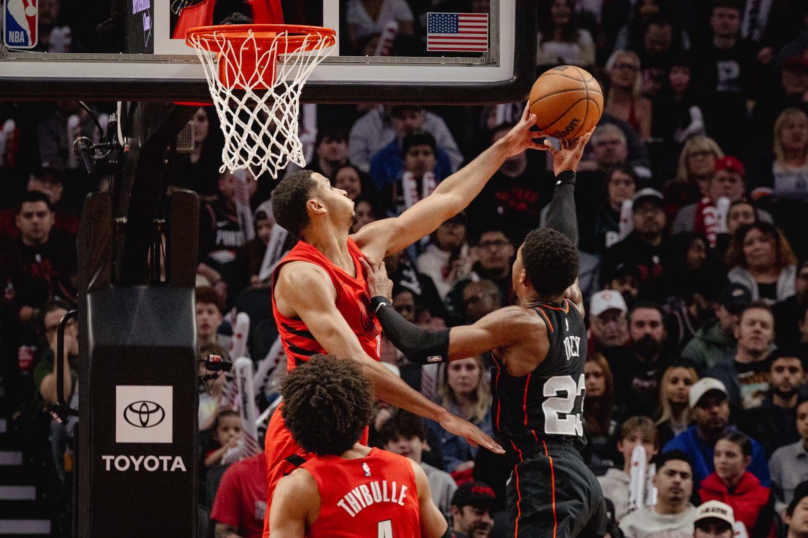 PHOTOS » Trail Blazers vs. Pistons on February 8, 2024 Photo Gallery