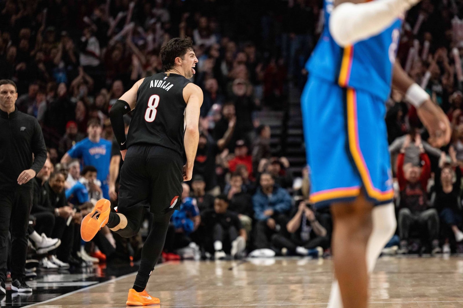 אפשר להתחיל עם 0/11 מהשדה ולסיים כשחקן המצטיין – סיקור 11 משחקי רביעי / עמיחי קטן