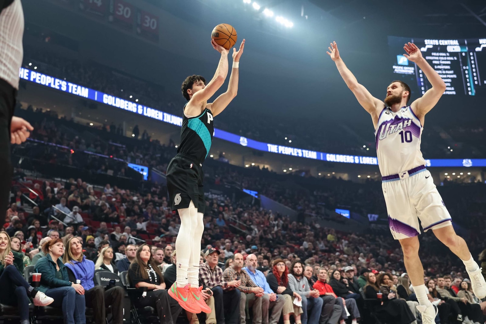 הלייקרס נגד המאבס, אבדיה נגד מארקנן והת׳אנדר יארחו את הבאקס בחמישי / תומר שנאן