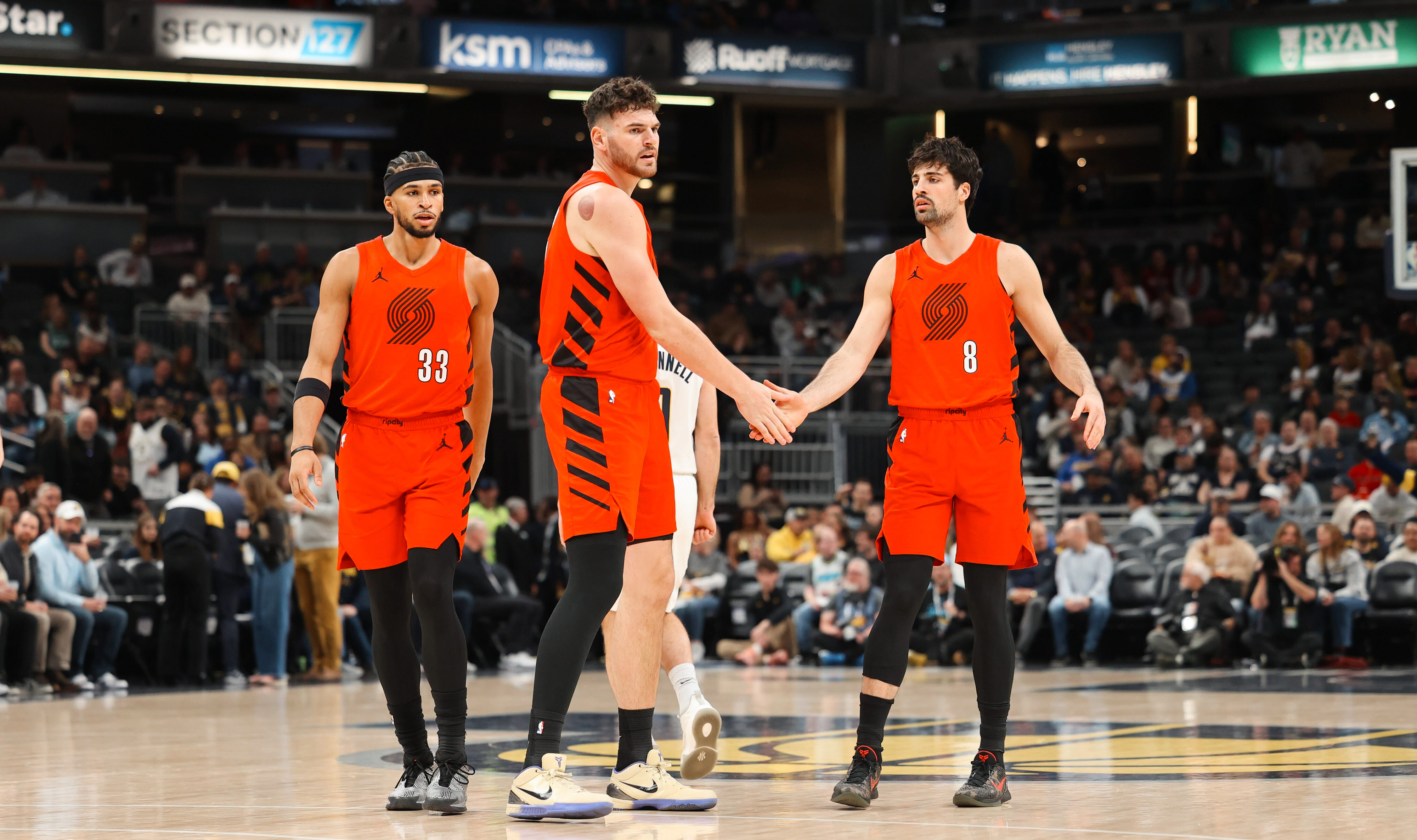 פריוויו קצר לרביעי ארוך של 12 משחקים / עמיחי קטן פריוויו קצר לרביעי ארוך של 12 משחקים / עמיחי קטן