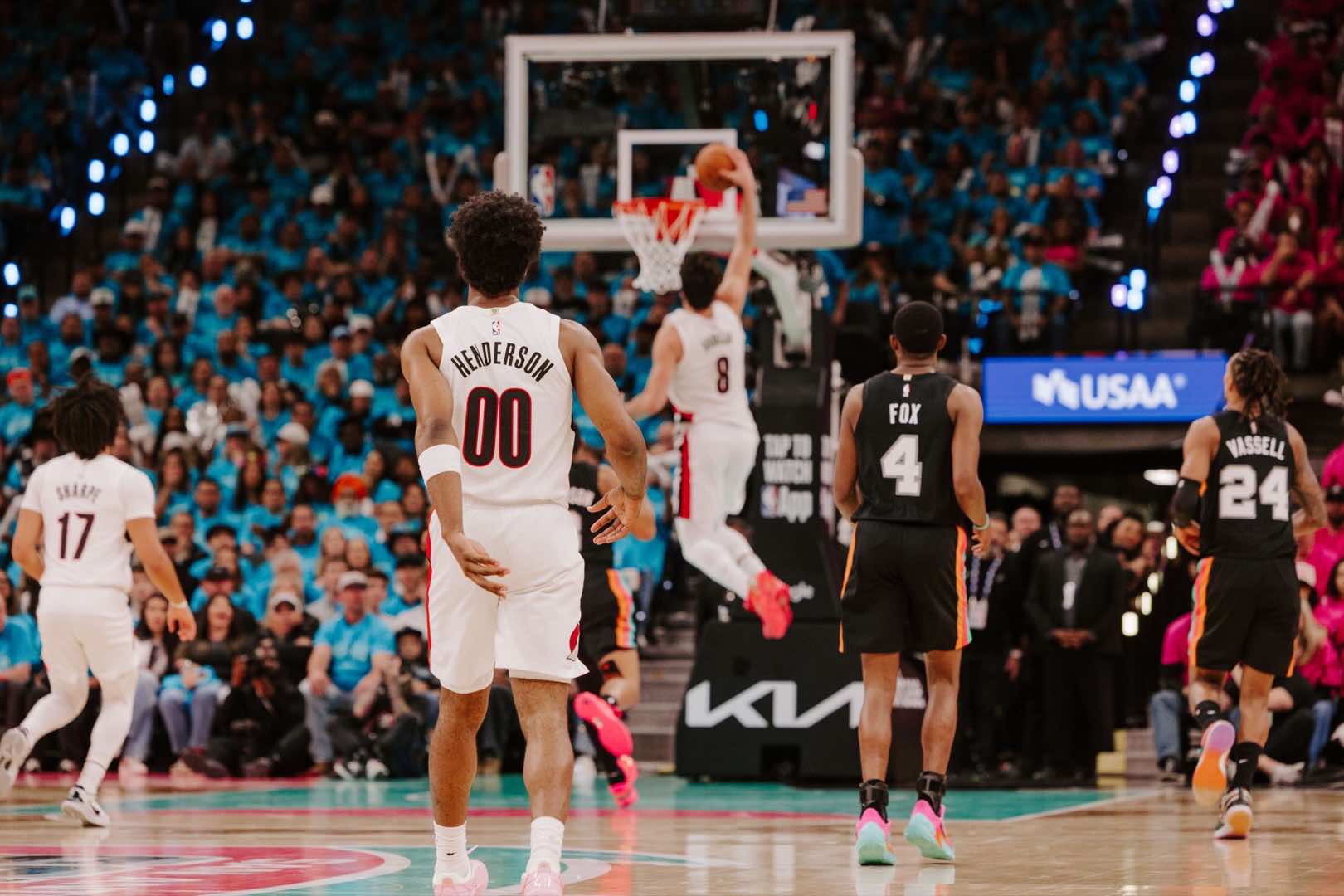 מסקנות חפוזות 94 / עמיחי קטן מסקנות חפוזות 94 / עמיחי קטן