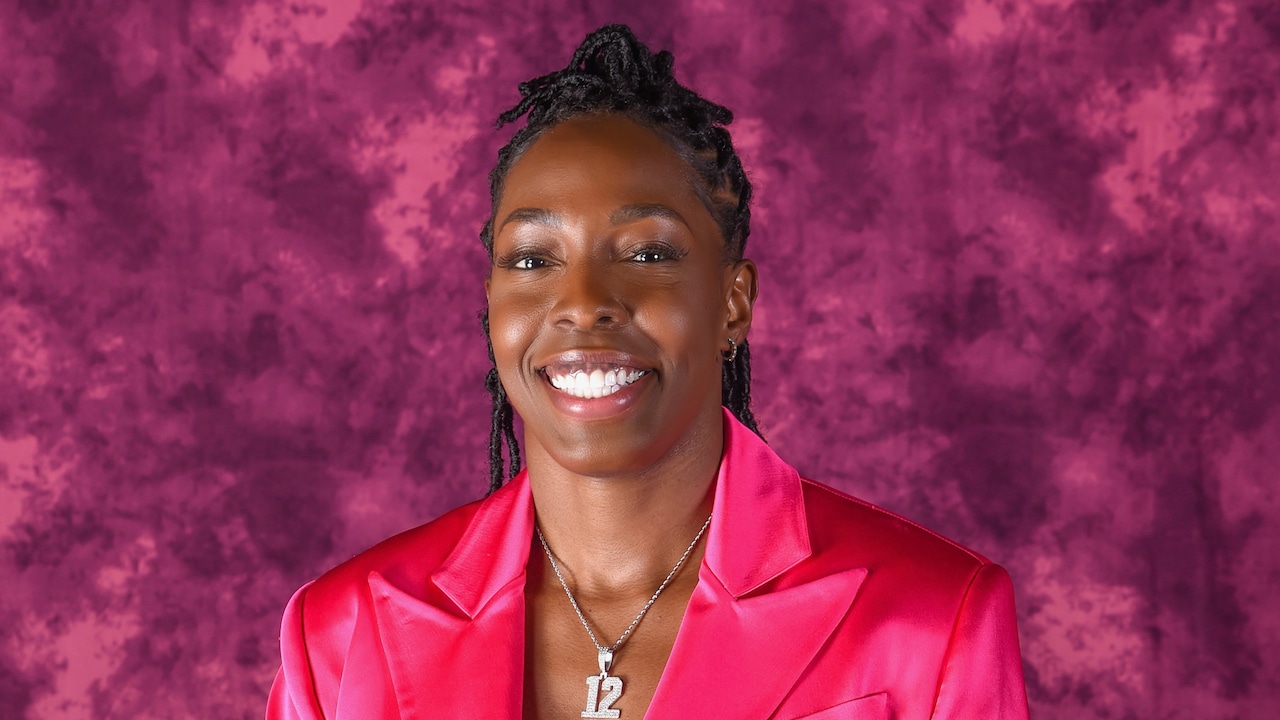 WNBA Star Chelsea Gray Joins Kings Broadcast Team | Sacramento Kings