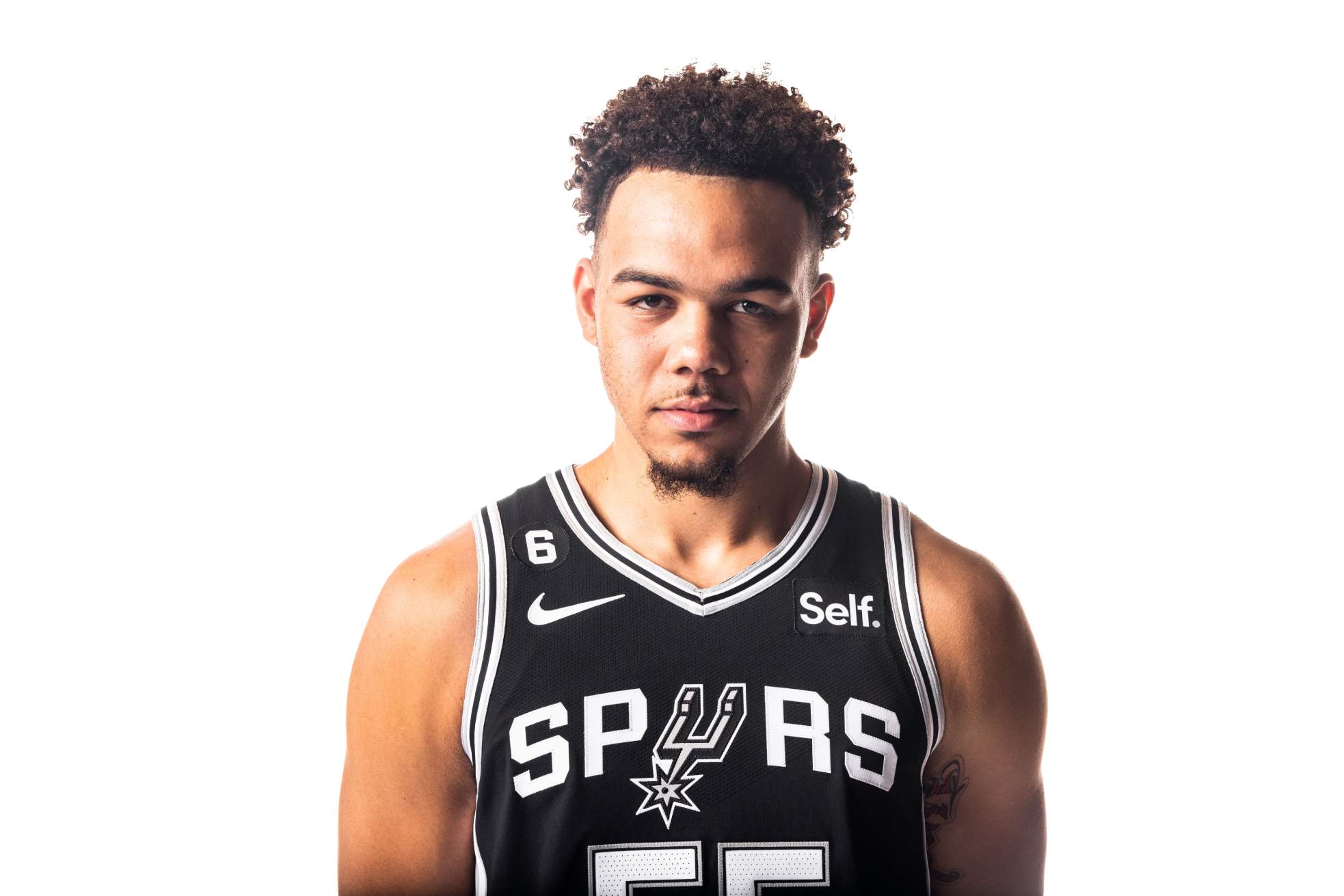 SPURS SIGN JORDAN HALL NBA