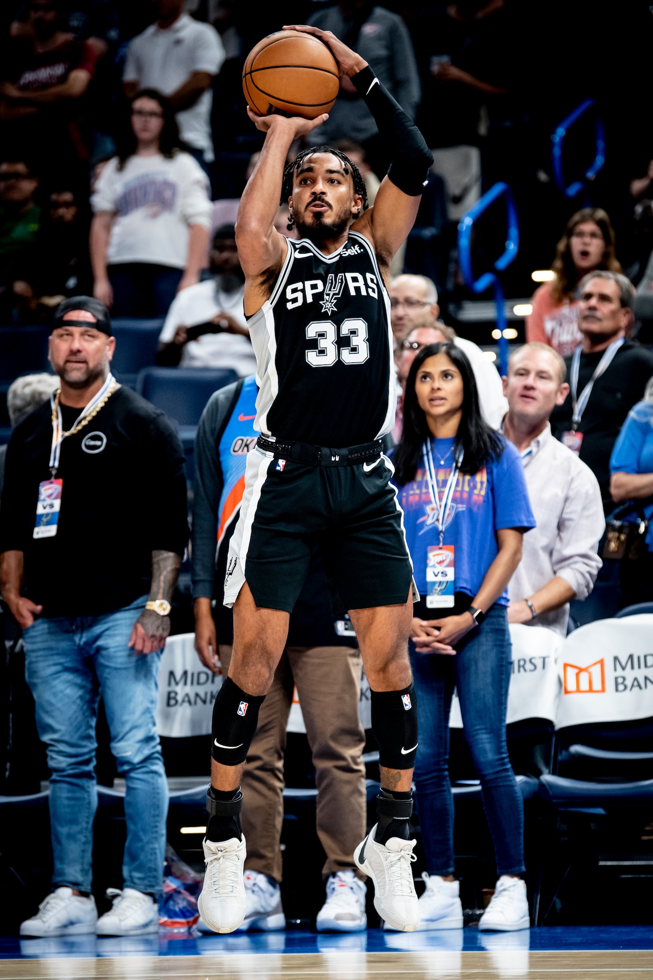 Spectacular Spurs' Defense Throttles Okc As Rivalry Grows Wallpaper Collection