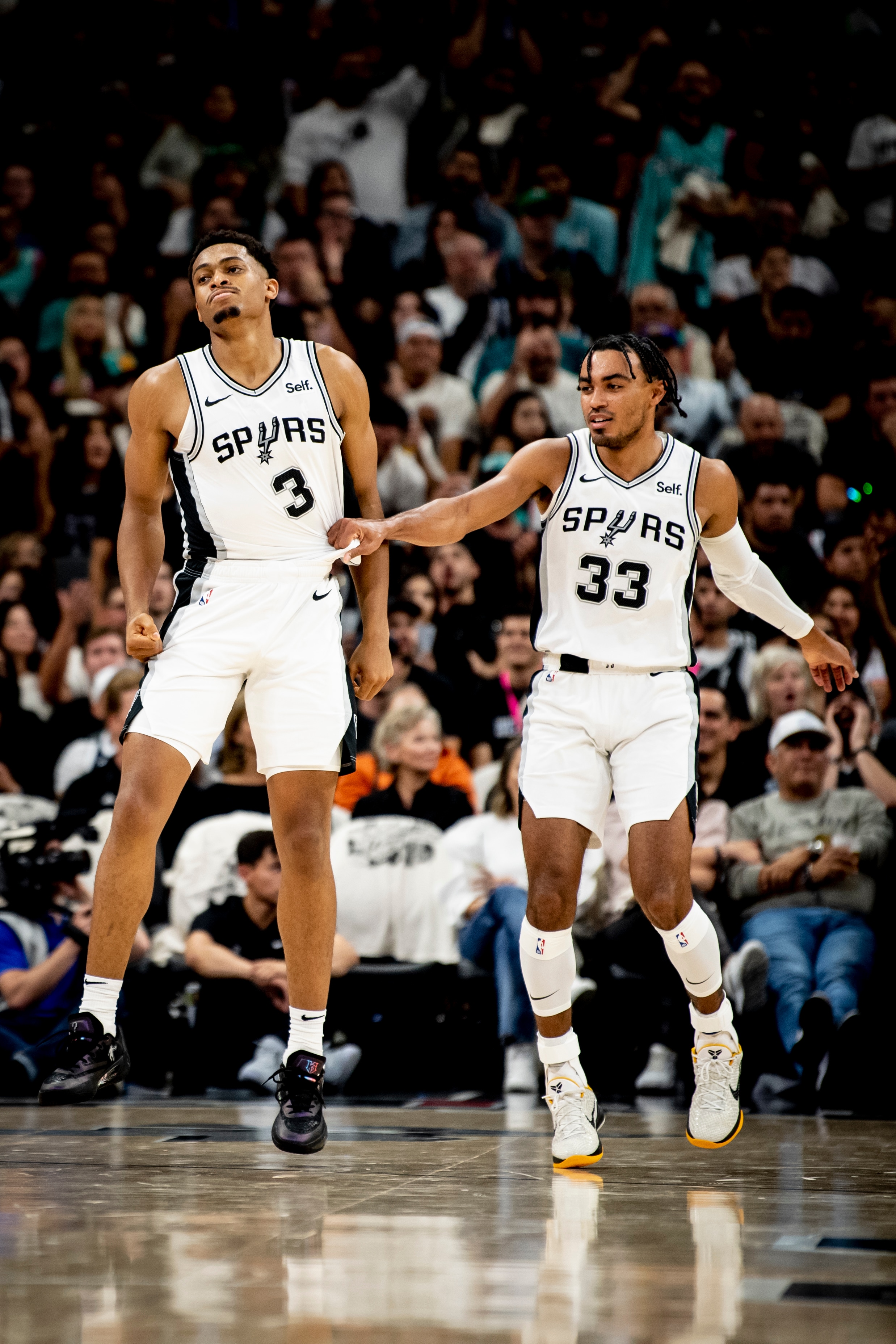 Photos: Spurs vs Mavs 10/25 Photo Gallery | NBA.com