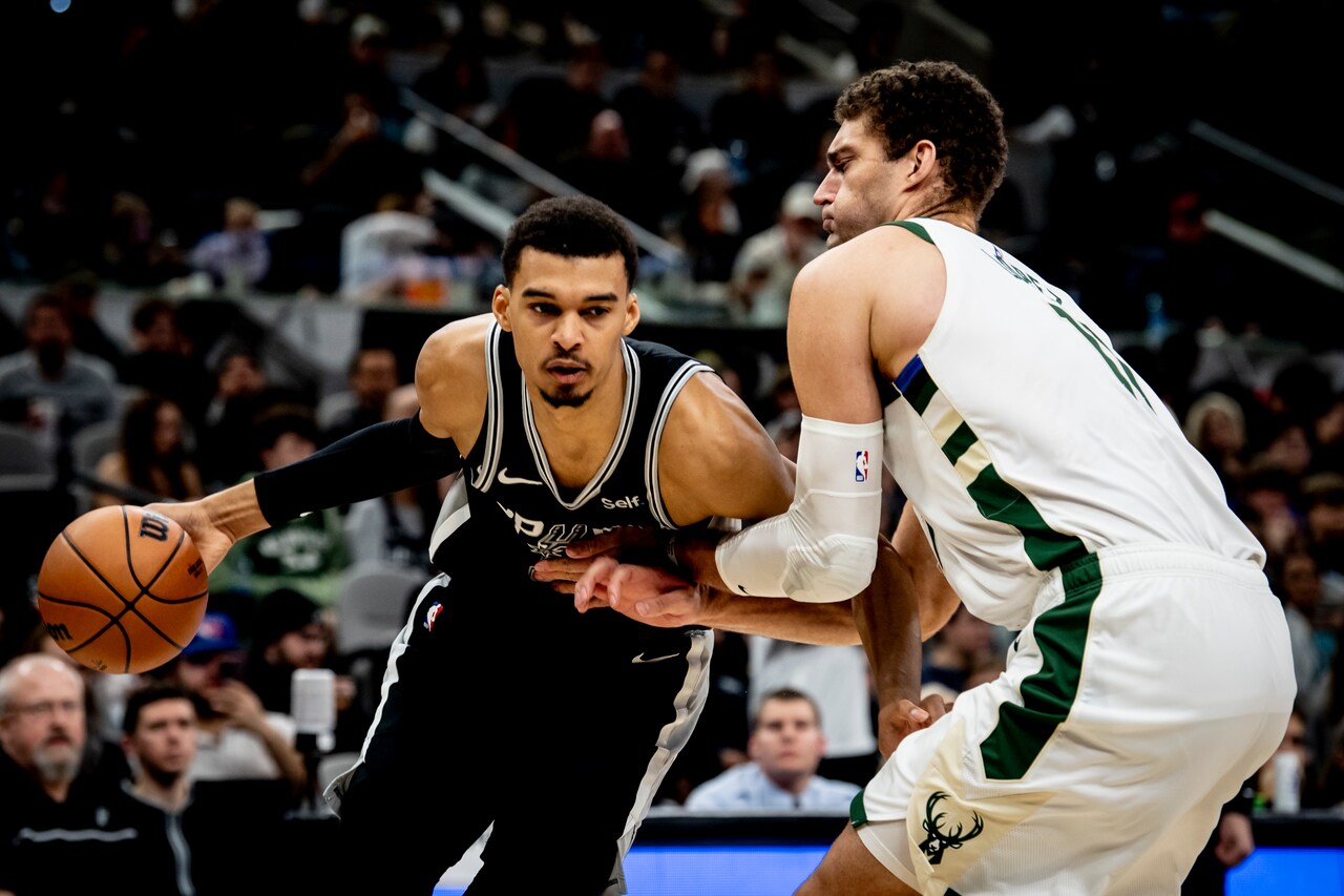 Photos: Spurs vs Milwaukee Bucks I 1/04/24 | San Antonio Spurs