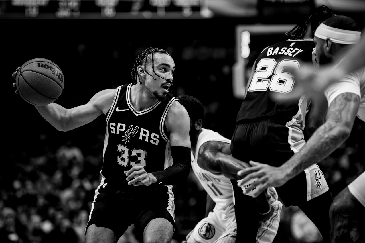 Photos: Spurs vs Dallas Mavericks | 11/16/24 | San Antonio Spurs