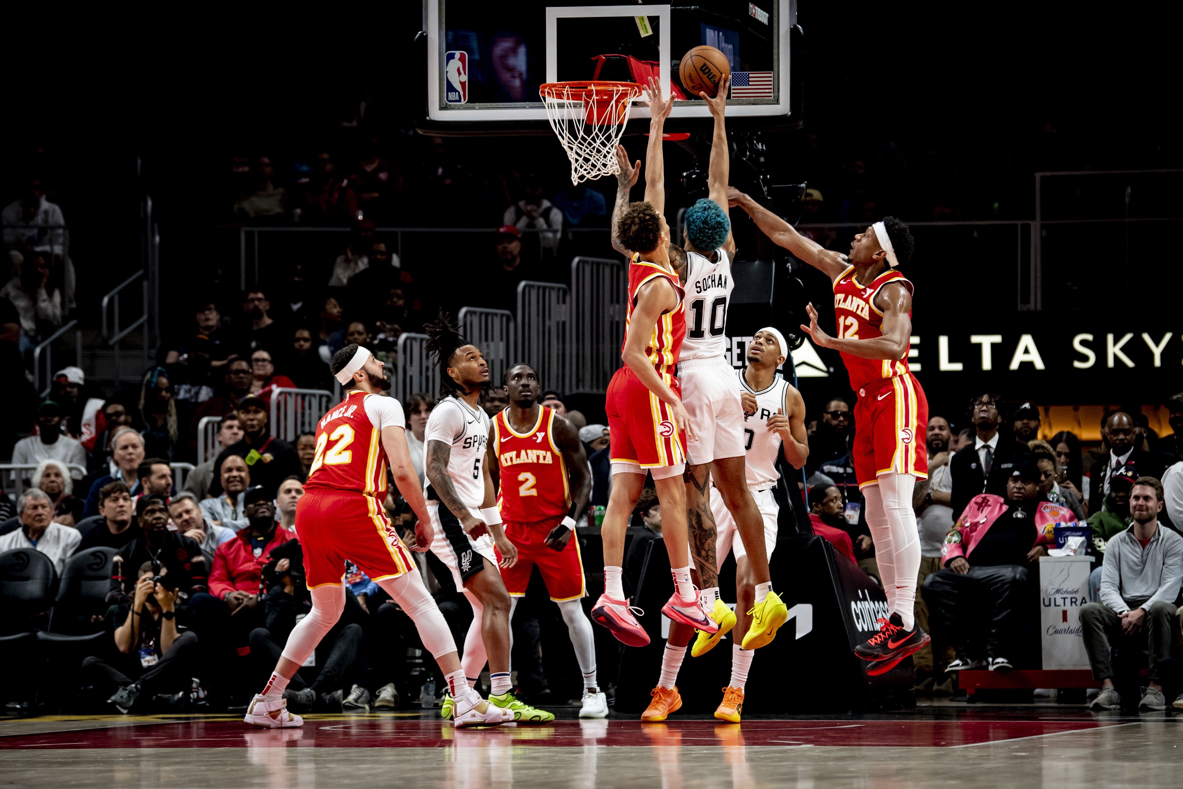 הספרס נגד ההוקס והבאקס נגד הסיקסרס בחמישי / תומר שנאן הספרס נגד ההוקס והבאקס נגד הסיקסרס בחמישי / תומר שנאן