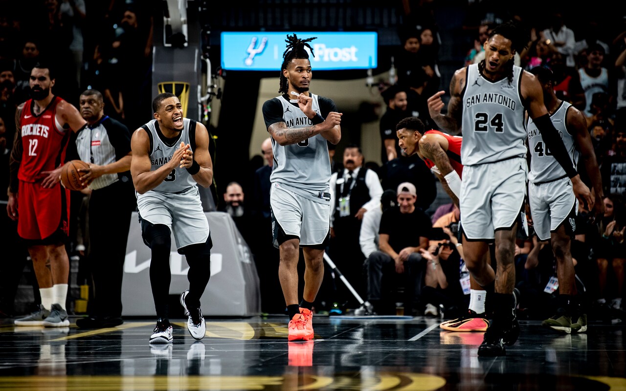 Photos: Spurs vs. Houston Rockets | 11/07/25 | San Antonio Spurs