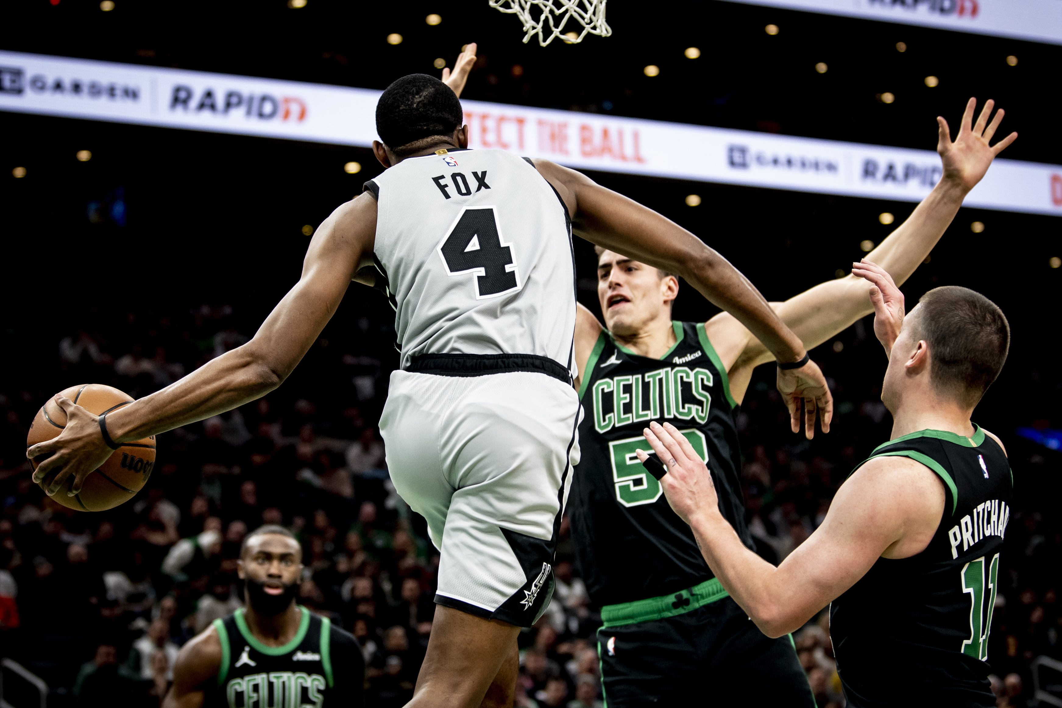 Photos: Spurs vs. Boston Celtics | 01/10/26 | San Antonio Spurs