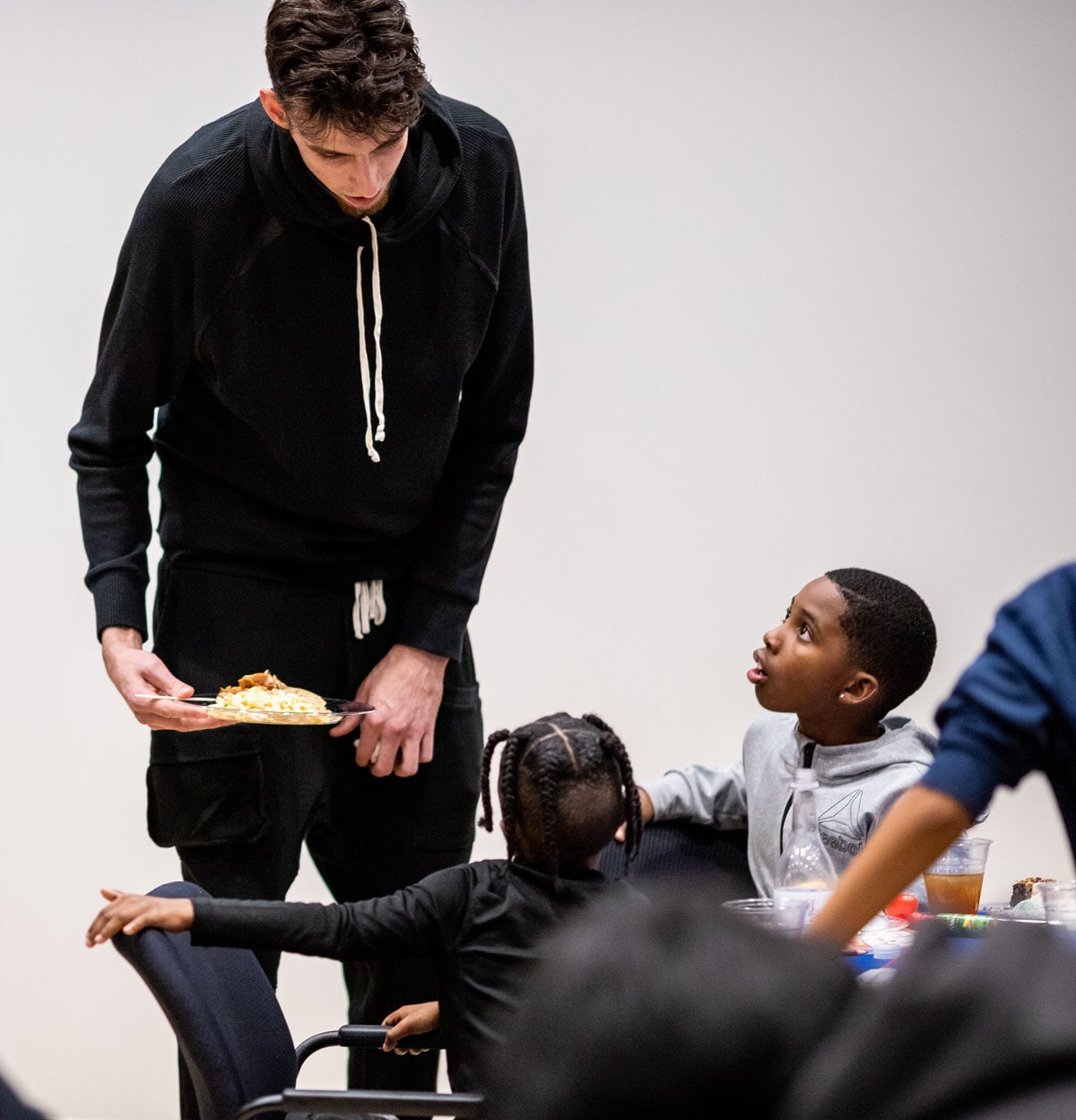 OKC Thunder's Chet Holmgren hosts Thanksgiving dinner for foster