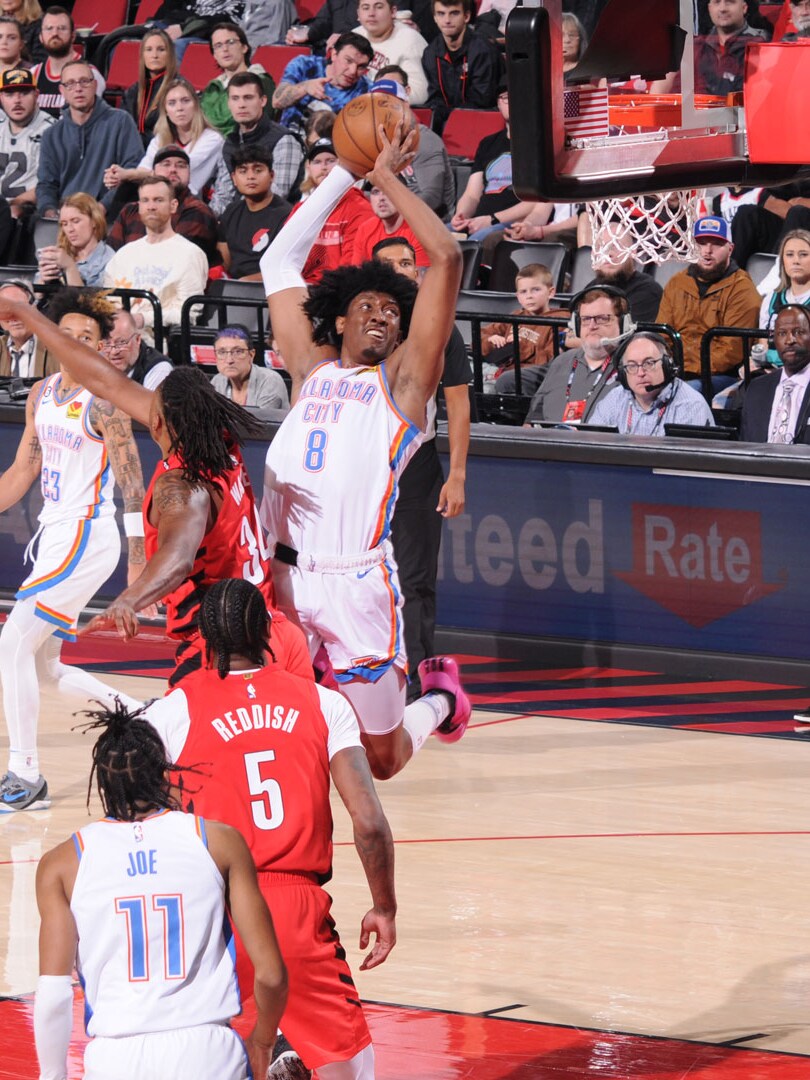 Vibrant Thunder 129-104 76ers (29 Dec, 2025) Game Recap Image Photography