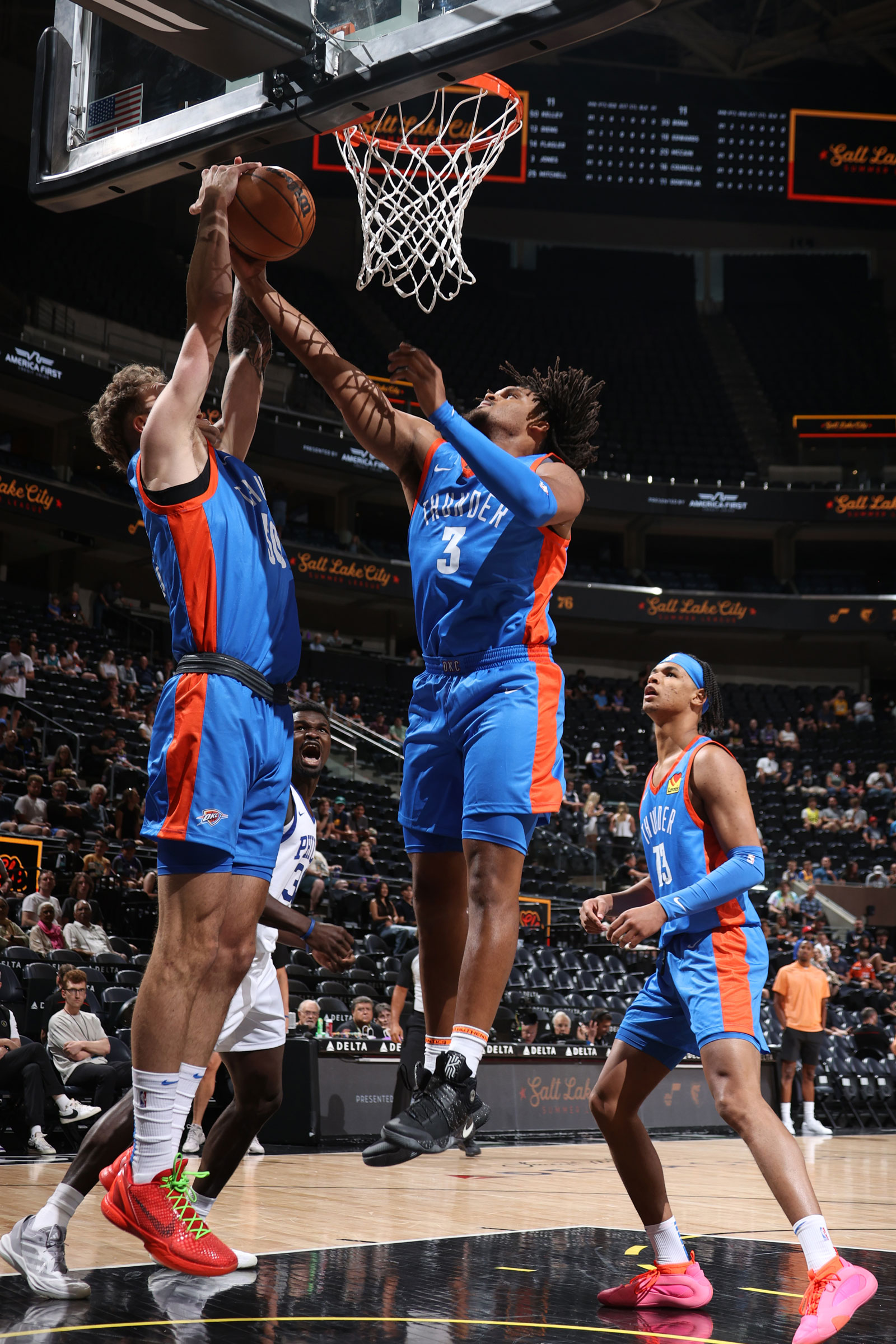 Spectacular Thunder 129-104 76ers (29 Dec, 2025) Game Recap Abstract in 4K Spectacular Thunder 129-104 76ers (29 Dec, 2025) Game Recap Abstract in 4K