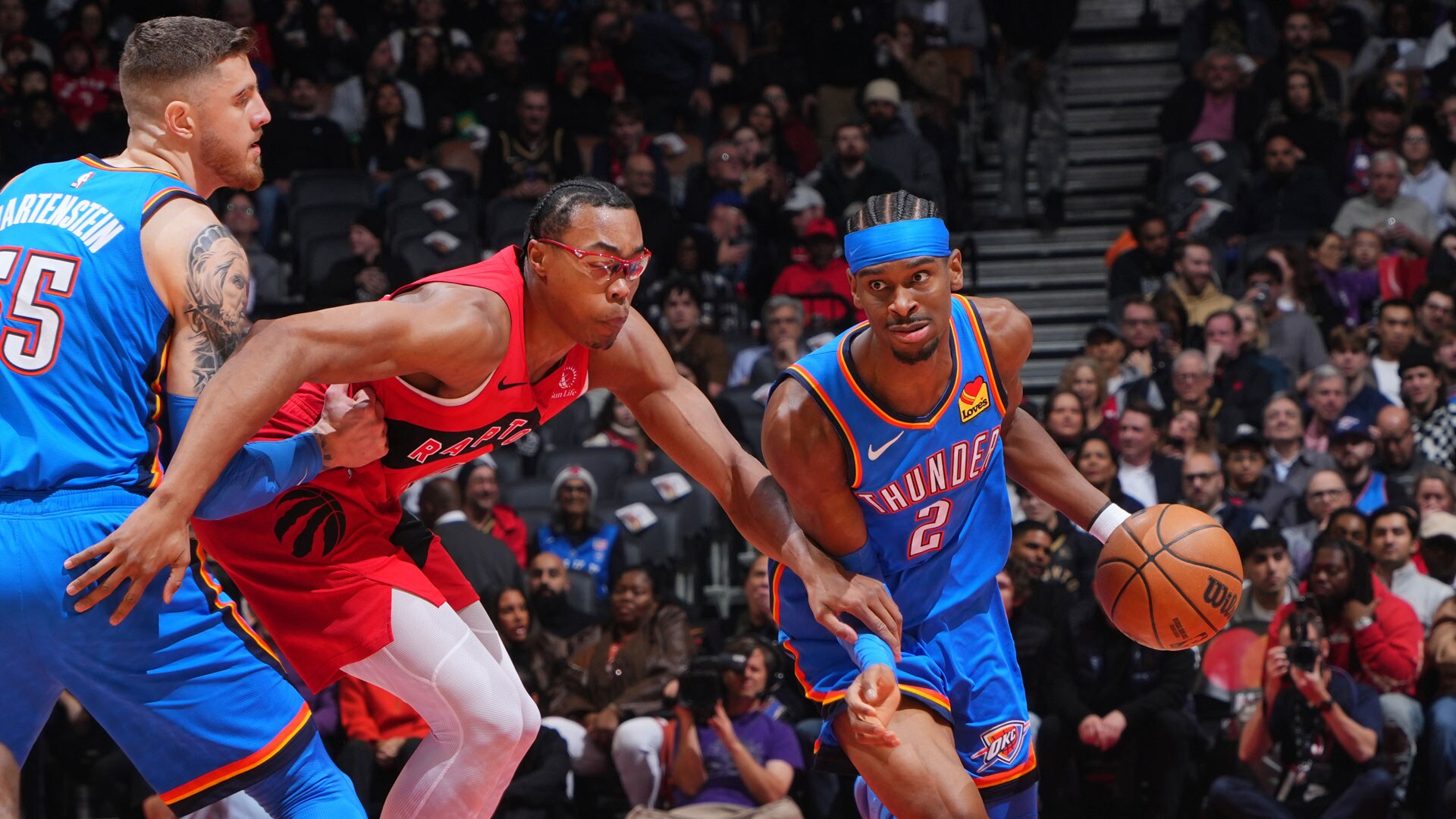Photos: Thunder at Raptors Photo Gallery | NBA.com