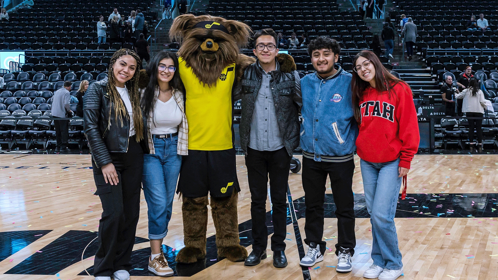 "It's Incredible" - Jazz Host 5 University of Utah Students as Part of ...