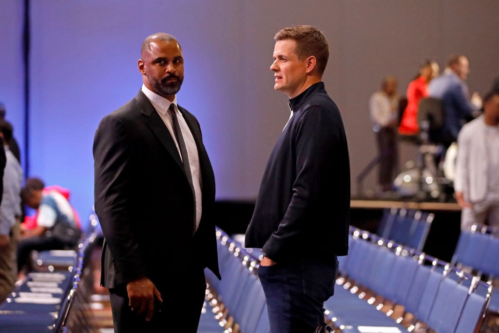 Roundball Roundup: Will Hardy’s connection with Ime Udoka | NBA.com