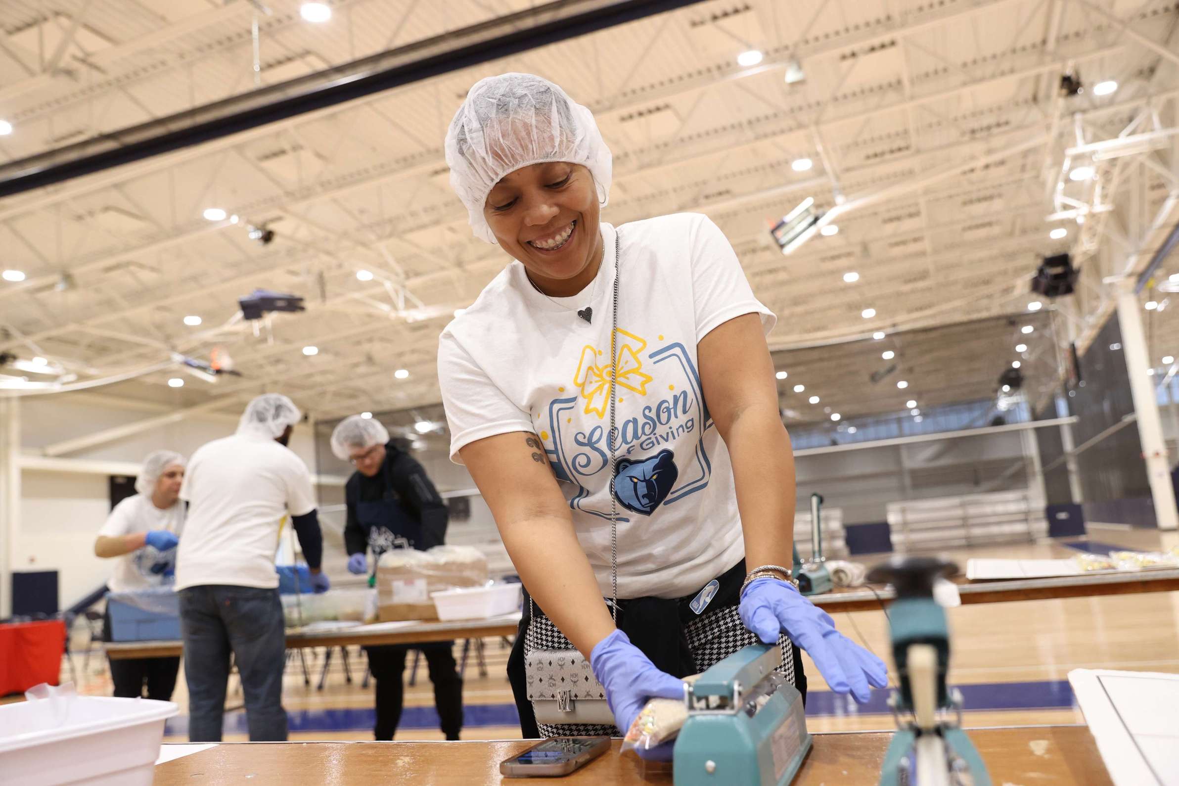 Nba Meals Season of Giving 2023 - Meals of Hope | Memphis Grizzlies