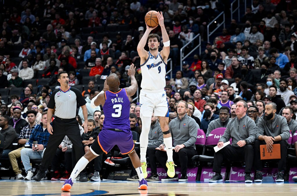 Photos: Wizards vs. Suns // Dec. 28 Photo Gallery | NBA.com