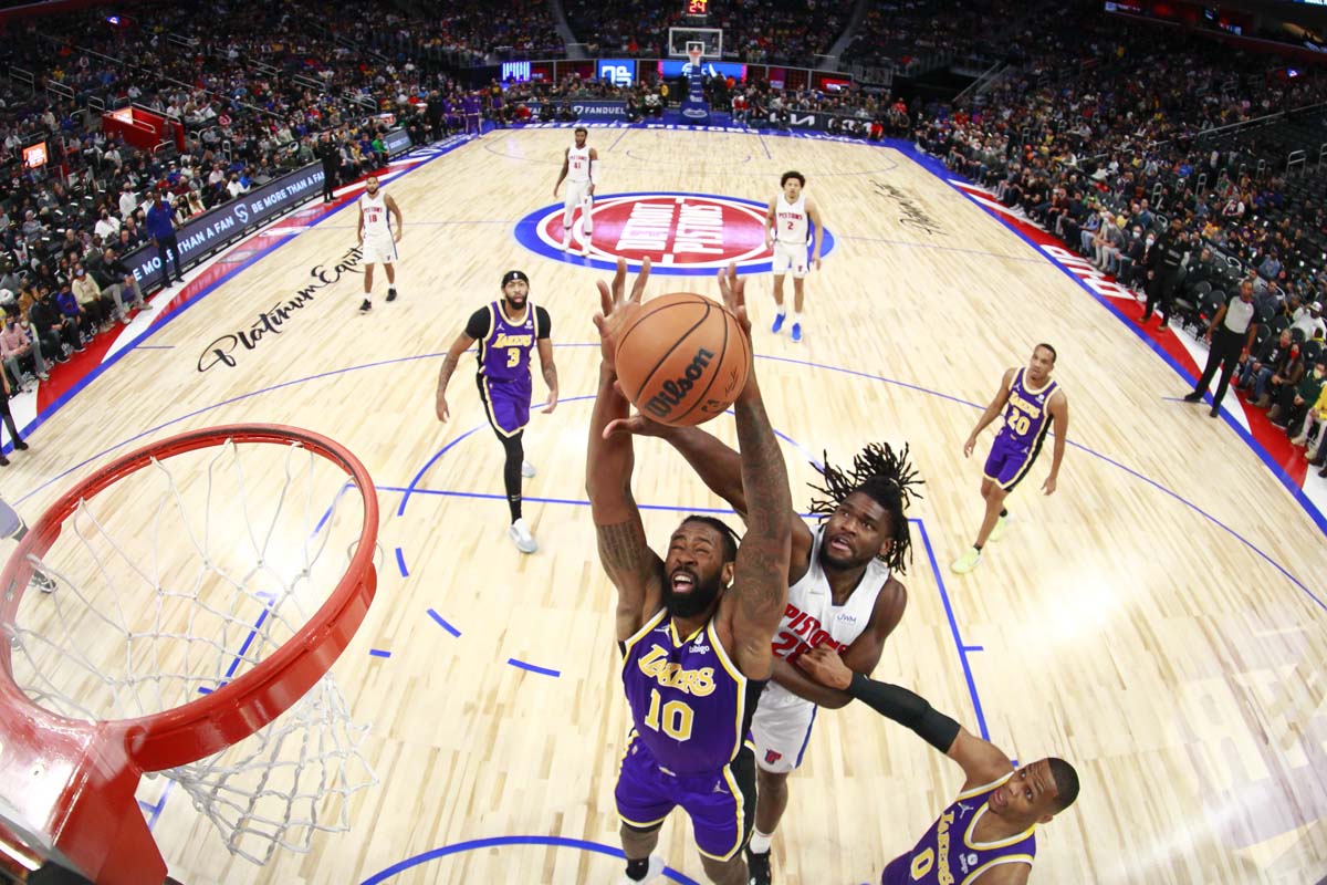 Photos Pistons 116, Lakers 121 Photo Gallery