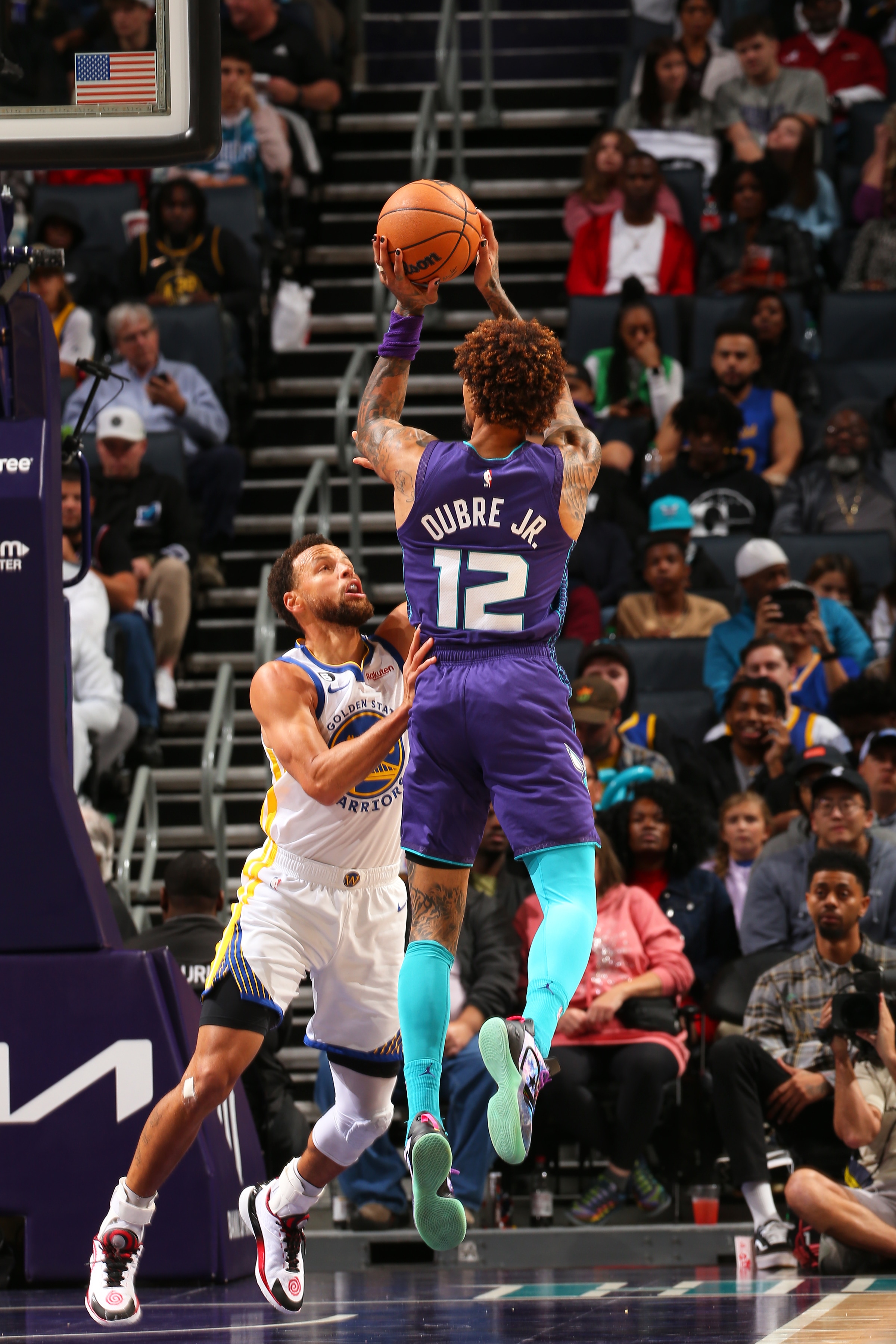 Hornets vs Warriors Gallery - 10/29/22 Photo Gallery | NBA.com