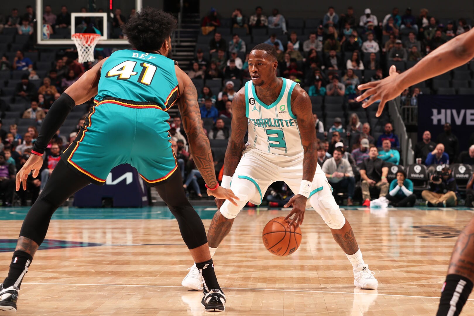 Hornets vs Pistons Gallery - 12/14/22 Photo Gallery | NBA.com