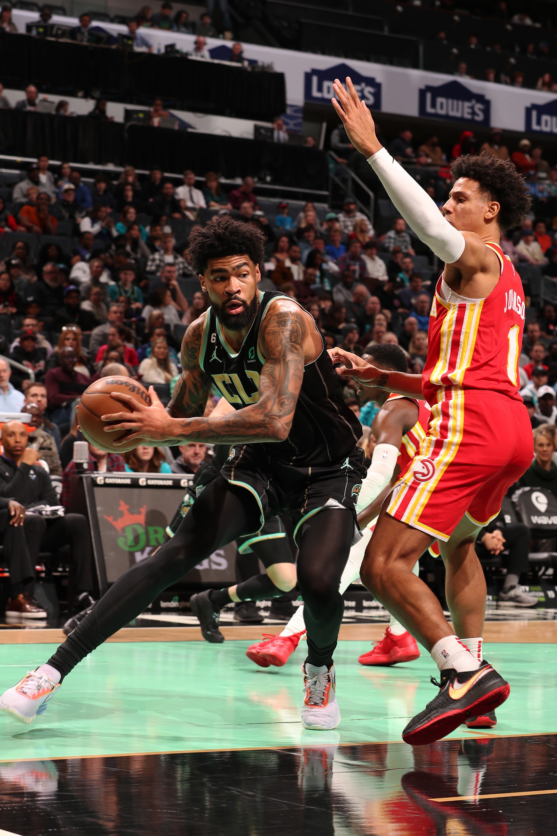 vs Hawks Gallery 12/16/22 Photo Gallery