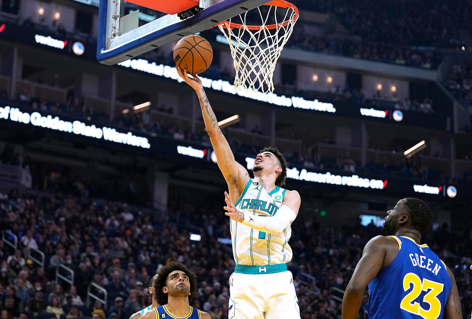 vs Warriors Gallery 12/27/22 Photo Gallery