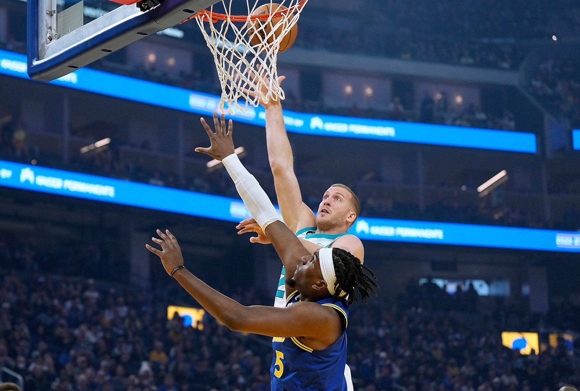 vs Warriors Gallery 12/27/22 Photo Gallery