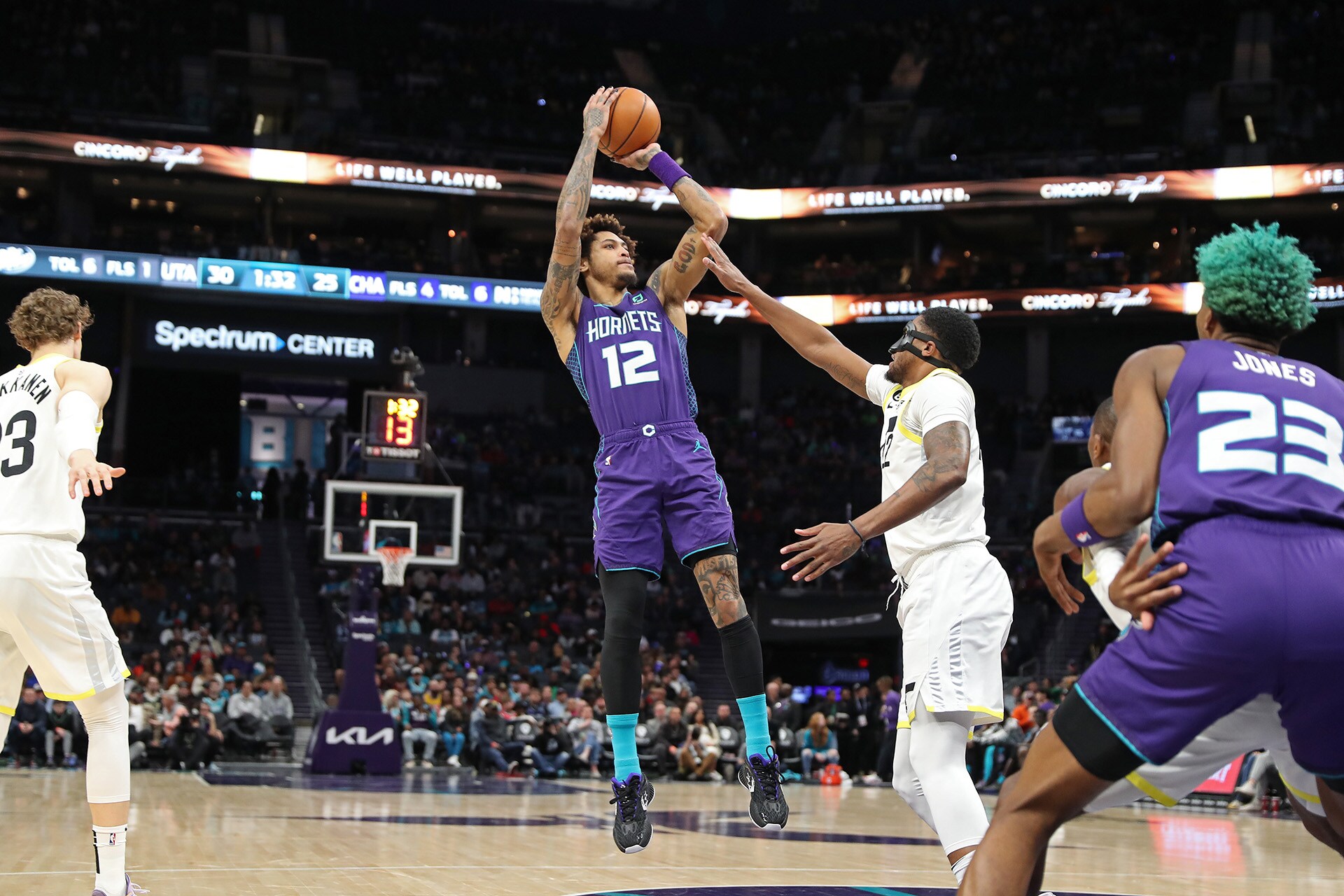 Hornets vs Jazz Gallery - 03/11/23 Photo Gallery | NBA.com