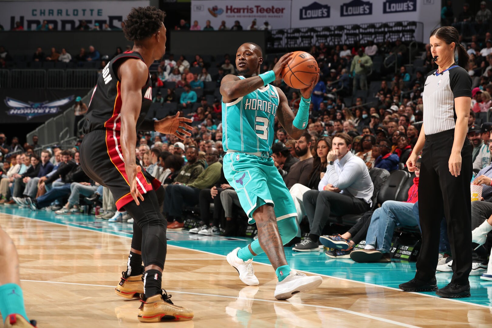 Hornets vs Heat Gallery - 12/11/23 Photo Gallery | NBA.com