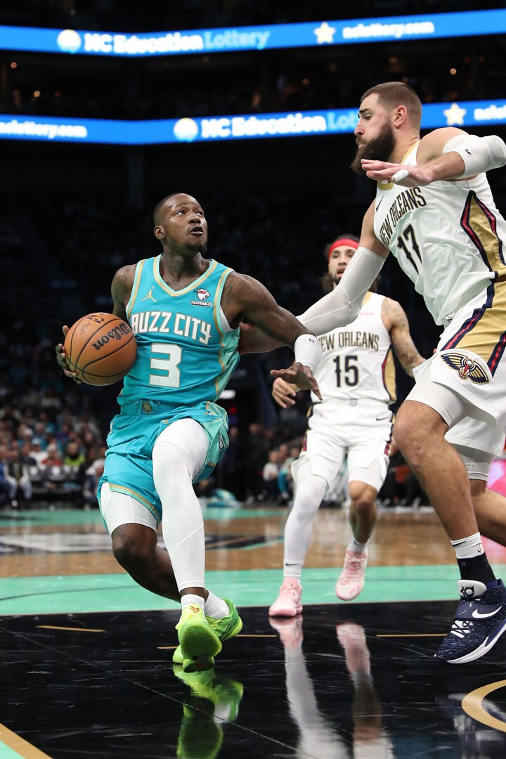 Hornets vs Pelicans Gallery - 12/15/23 Photo Gallery | NBA.com