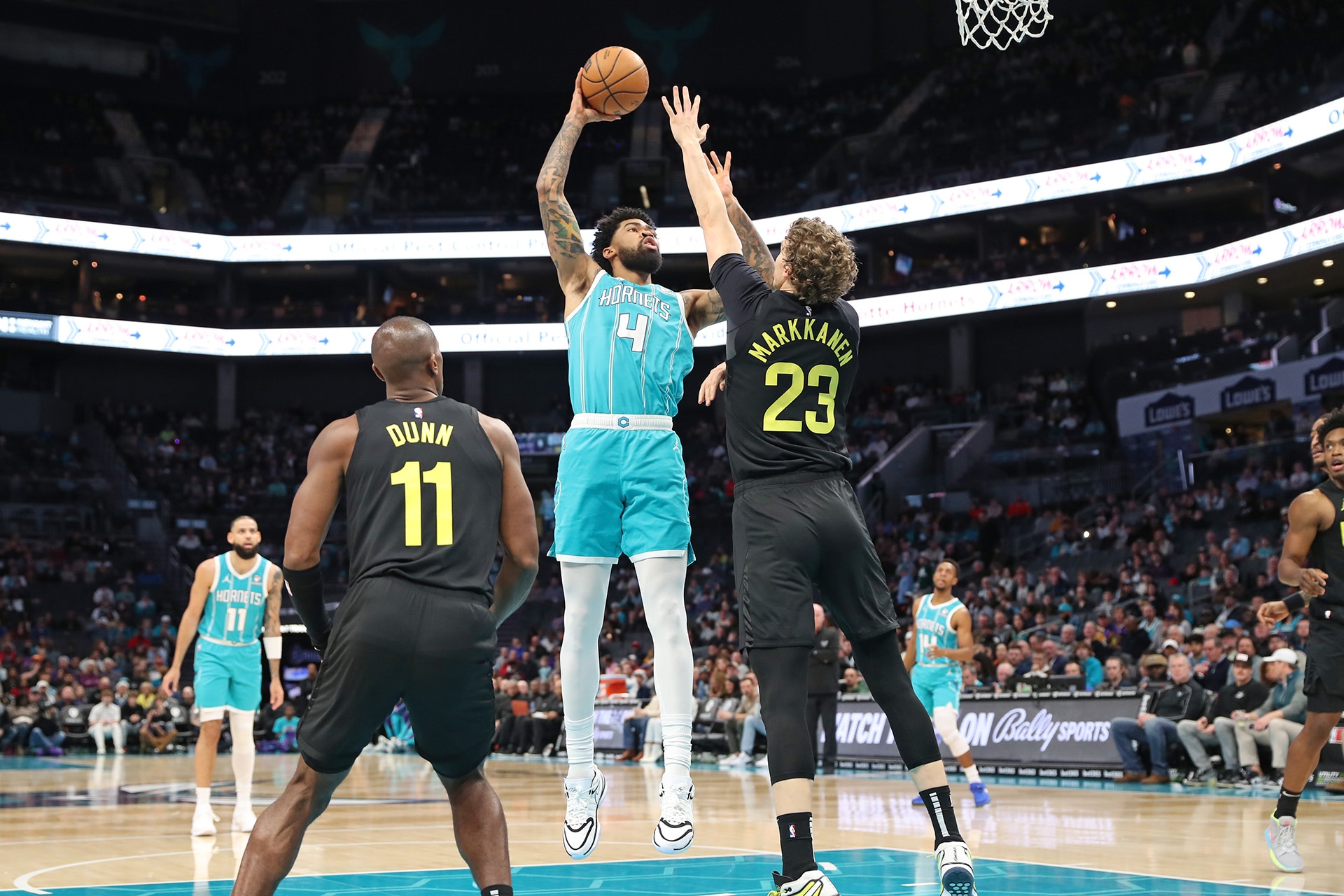 Attempt Mammoth Comeback, Washington Sets Reserve Record