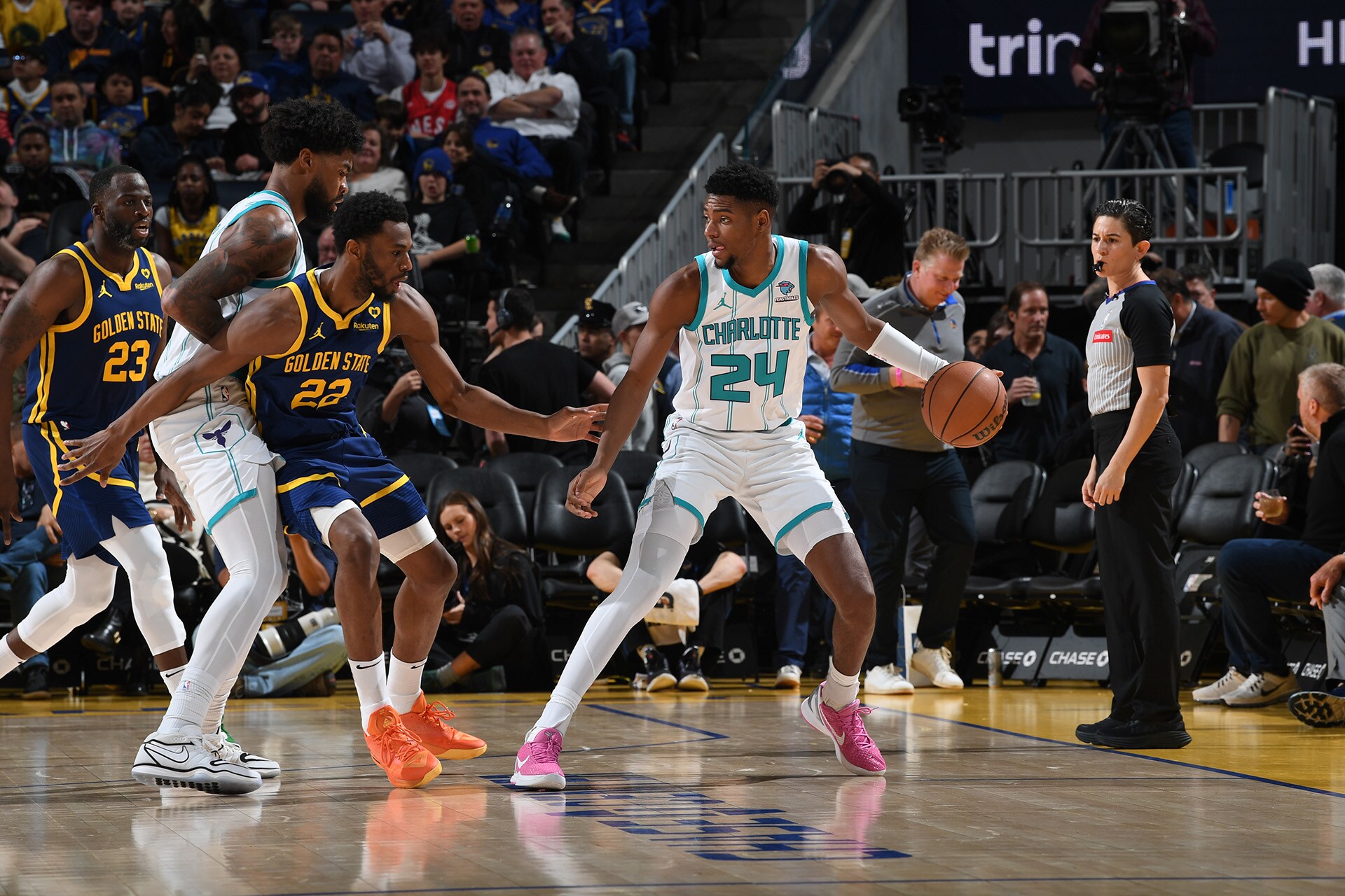 Hornets vs Warriors Gallery - 02/23/24 Photo Gallery | NBA.com