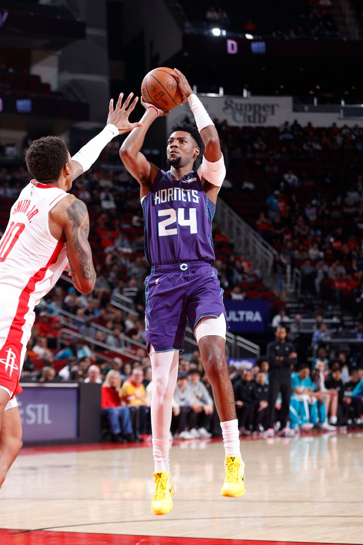 Hornets Rockets 2002 Hornets vs Rockets Gallery - 02/05/26 | Charlotte Hornets