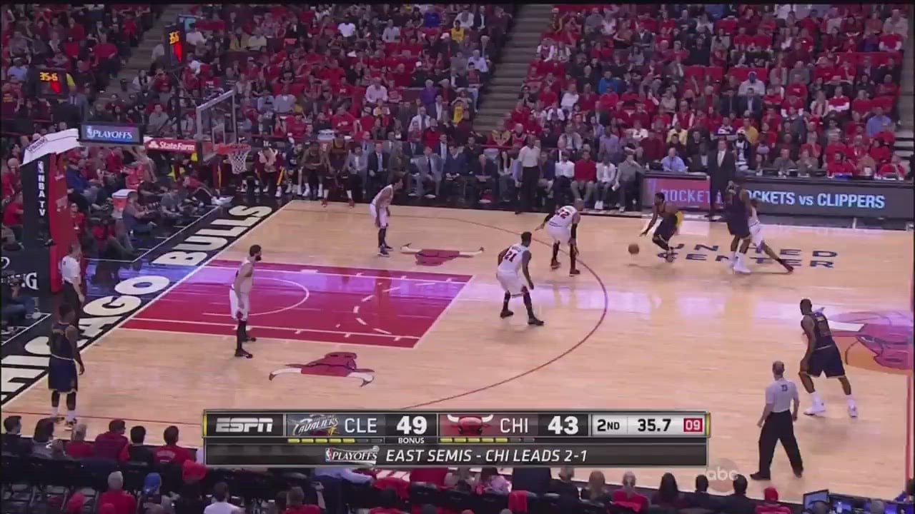 Butler On the Break | Chicago Bulls
