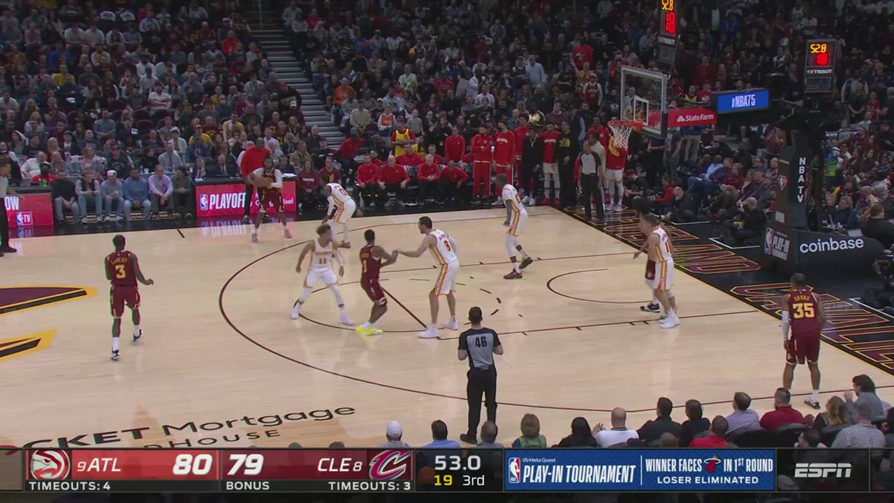 Anderson Pac Halftime Anderson Varejo Honored at Halftime | Cleveland Cavaliers